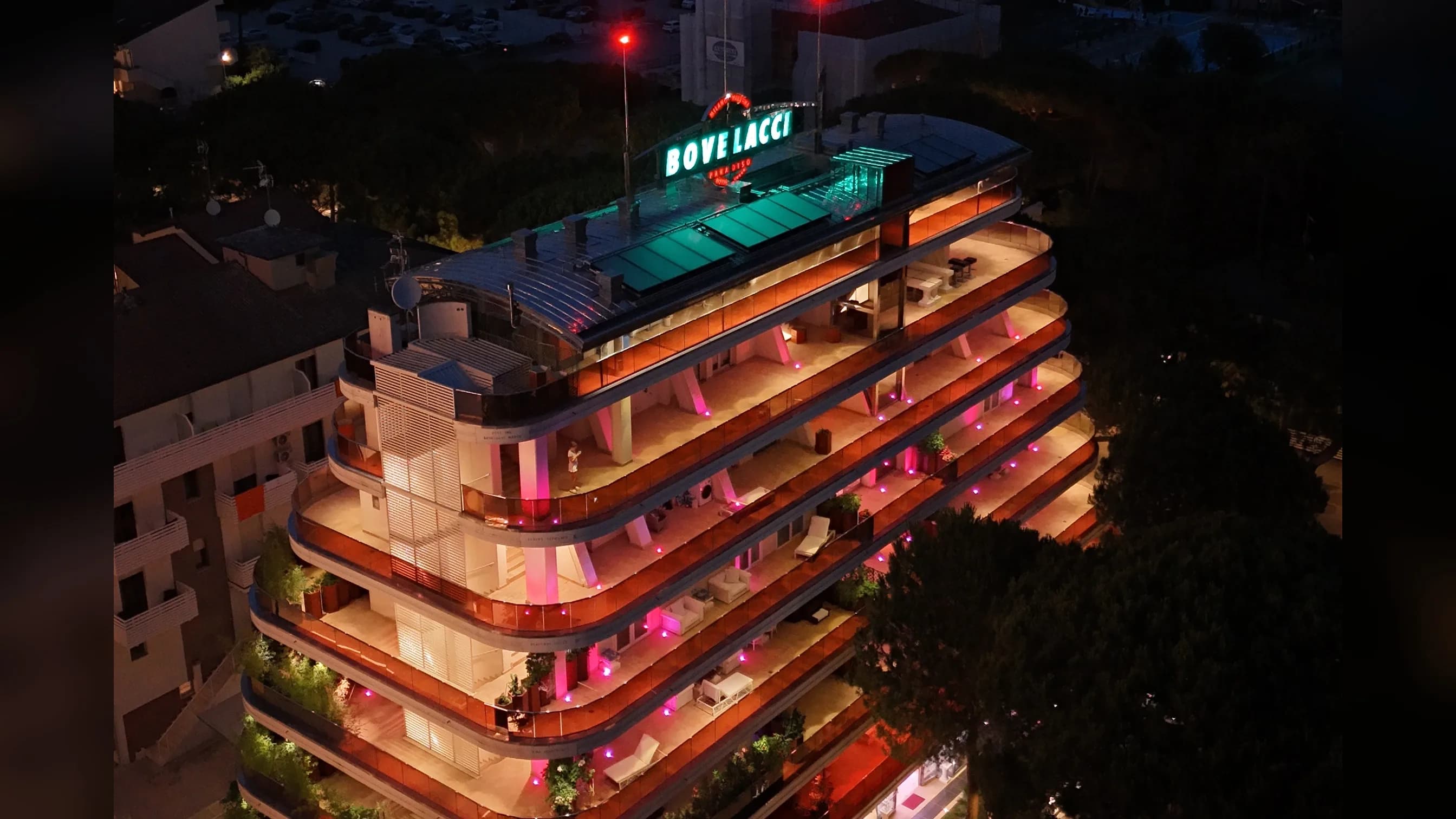 Paradiso Hotel Bovelacci — servizi